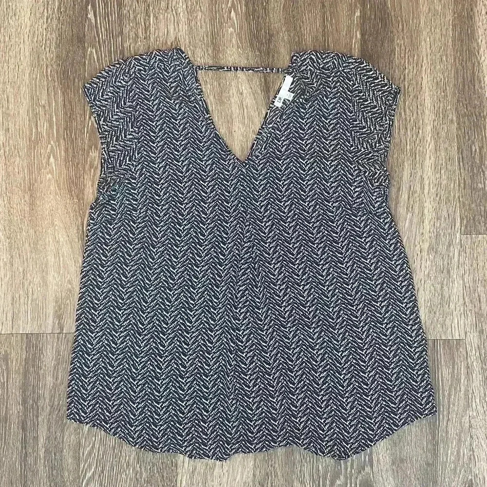 Womens DR2 Black and White Blouse - M